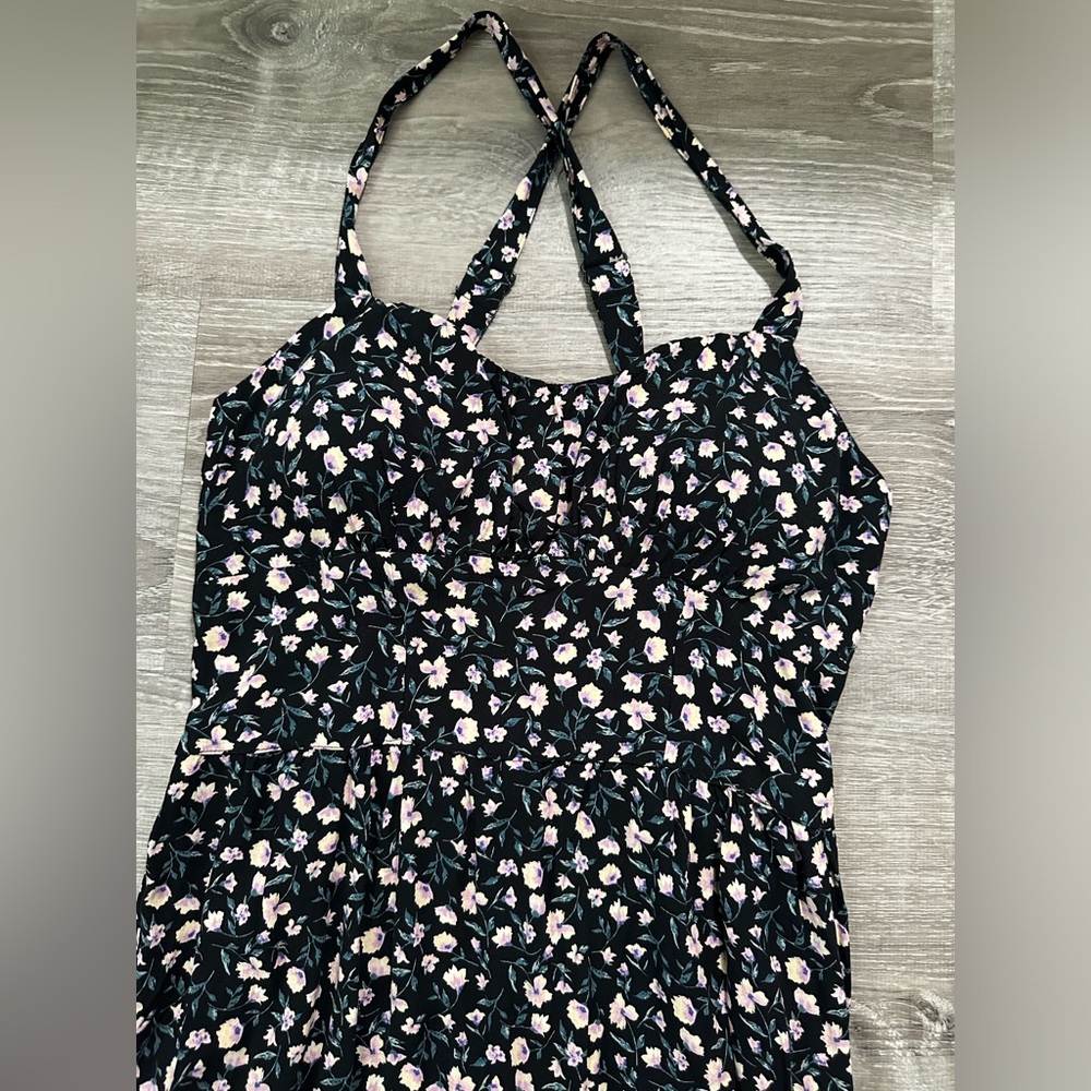 Summer flower dress. Size L. No Boundaries -Sleeveless High-Low Dress